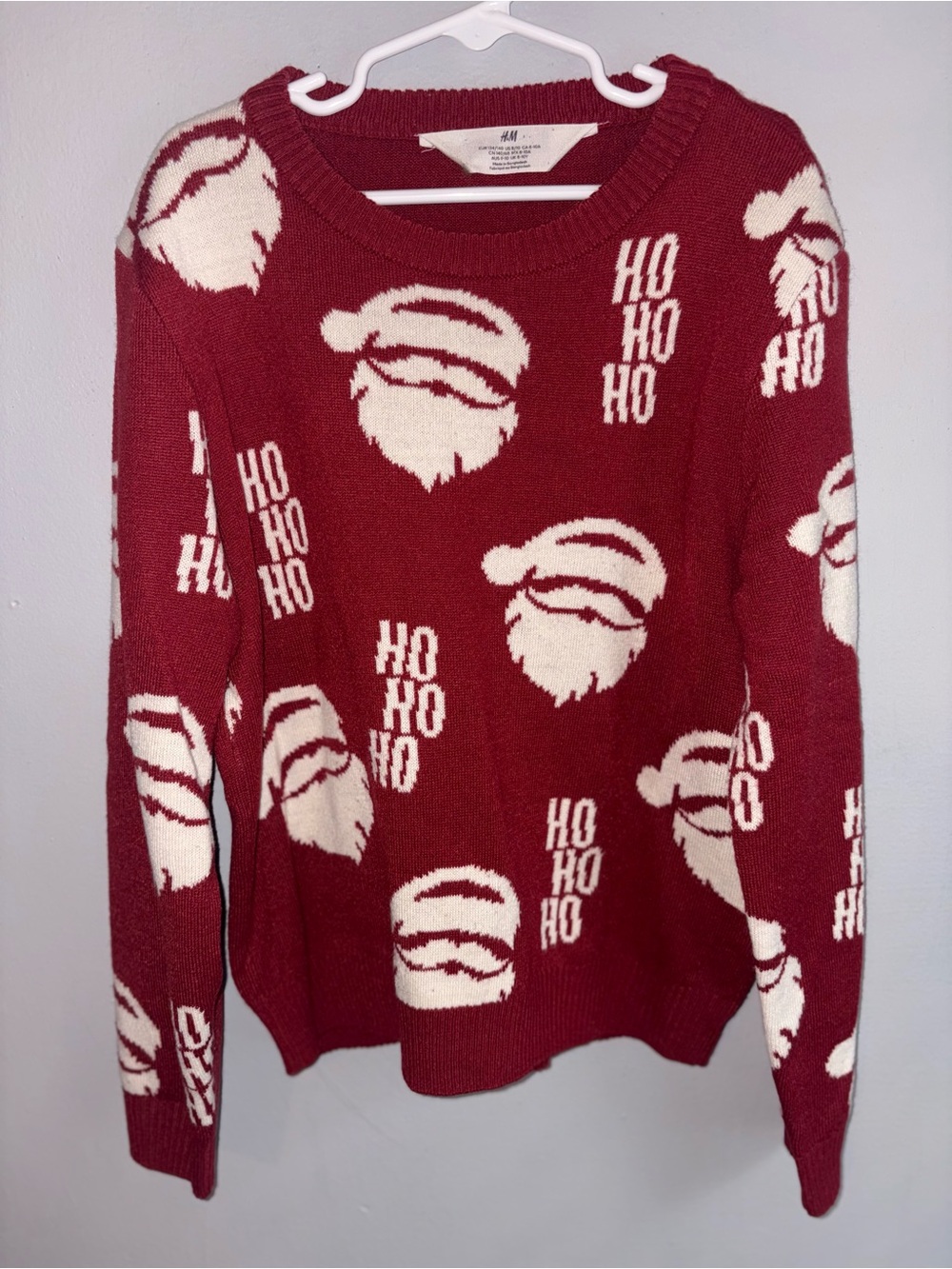 H&M Women's Red and Cream 'Ho Ho Ho' Holiday Crewneck Sweater
